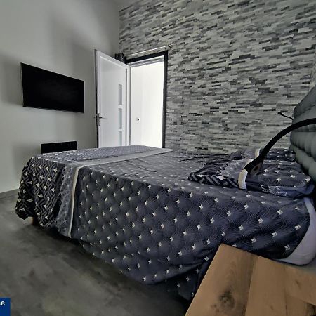 Piscine Chauffee Et Spa Jacuzzi Privatif Terrasse Sans Vis A Vis ,,,Sky House Agen,,, Екстериор снимка