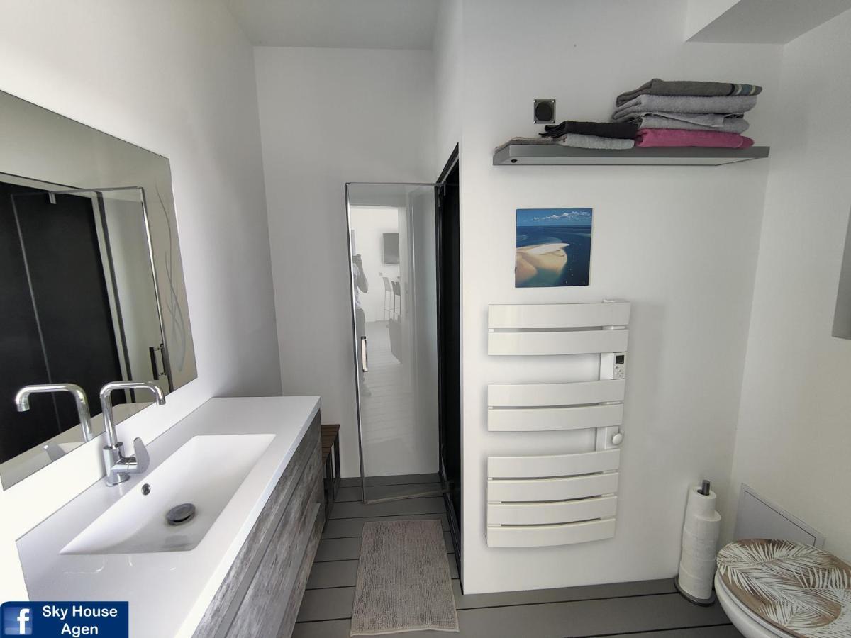 Piscine Chauffee Et Spa Jacuzzi Privatif Terrasse Sans Vis A Vis ,,,Sky House Agen,,, Екстериор снимка